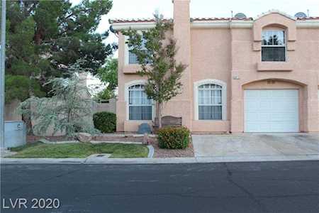 8473 Sewards Bluff Ave Las Vegas, NV 89129