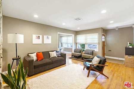 2809 S Canfield Avenue Los Angeles, CA 90034