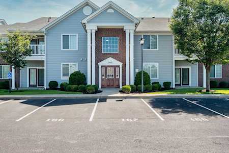2609 Bradford Commons Dr #104 Louisville, KY 40299