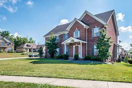 18013 Brightleaf Pl Fisherville, KY 40023