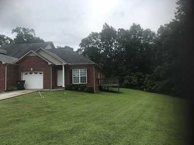 218 Johnstone Dr Dickson, TN 37055