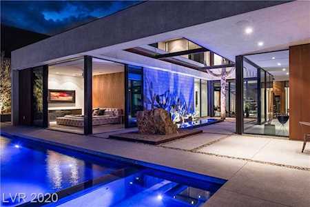 41 Sun Glow Las Vegas, NV 89135