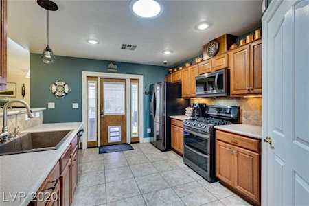 7813 Corn Lily Las Vegas, NV 89149