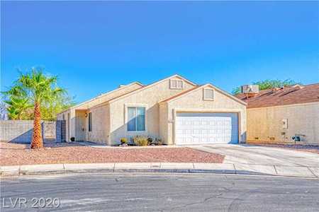 726 Carlos Julio Ave North Las Vegas, NV 89031