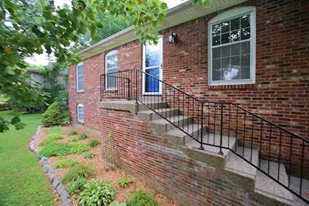 12114 Oakdale Way Goshen, KY 40026