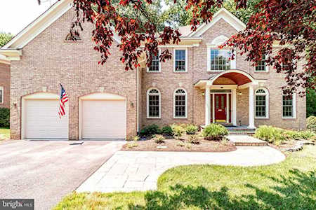 3720 Spicewood Dr Annandale, VA 22003