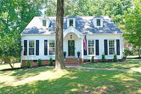 9030 Glencroft Rd Mint Hill, NC 28227