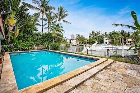 4505 N Meridian Ave Miami Beach, FL 33140