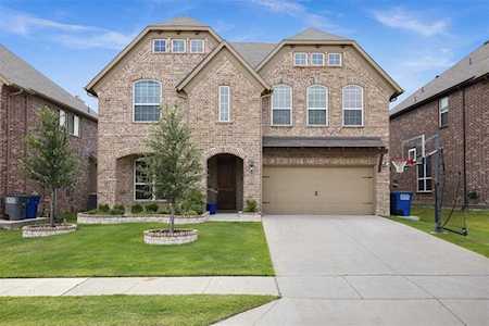 2436 Twin Oaks Drive Little Elm, TX 75068