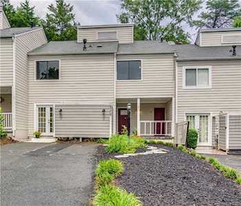 8309 Cricket Lake Dr Charlotte, NC 28277