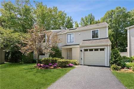 6 Brookwood Road New Rochelle, NY 10804