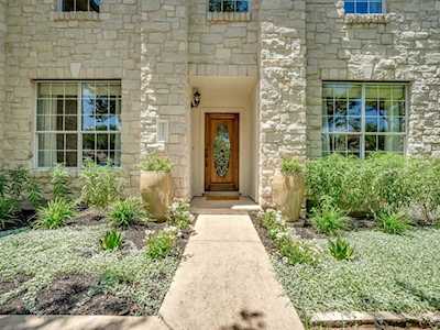 16522 Avaranche Way Round Rock, TX 78681