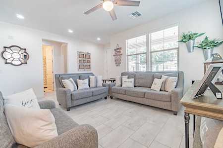 2263 S Agnes Lane Gilbert, AZ 85295
