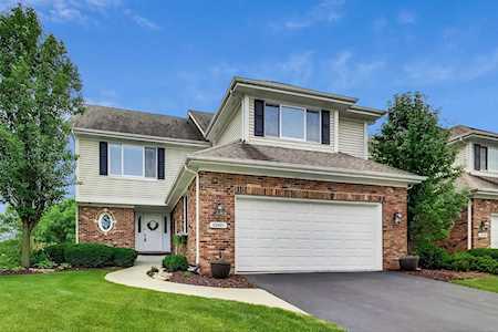 32907 N Stone Manor Dr Grayslake, IL 60030