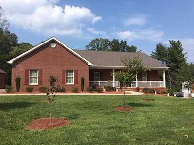 3737 SW Lake Roanoke, VA 24018