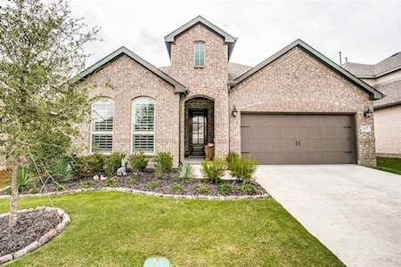 1617 Snowdrop Drive Celina, TX 75078