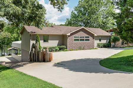 6016 Bluewater Dr Lebanon, TN 37087