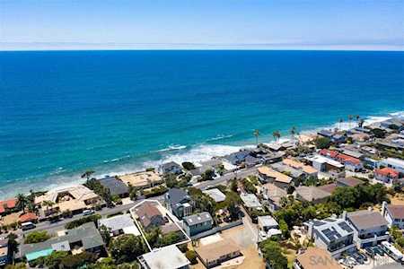 1439 Neptune Avenue Encinitas, CA 92024