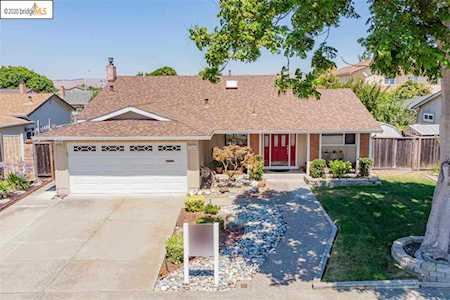 32445 Darlene Way Union City, CA 94587