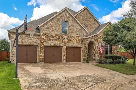 8204 Primrose Trail Lantana, TX 76226