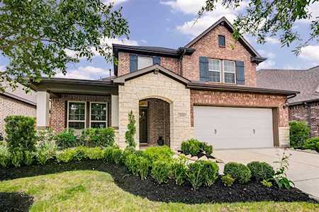 11111 Bluewater Lagoon Circle Cypress, TX 77433