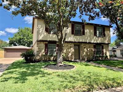 16322 Crawford St Jersey Village, TX 77040