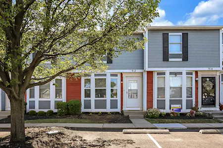 912 Annagladys Drive Worthington, OH 43085