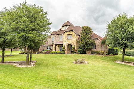 148 Solano Circle Aledo, TX 76008