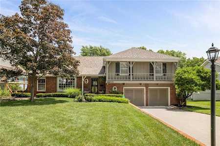 4803 Neosho Ln Roeland Park, KS 66205