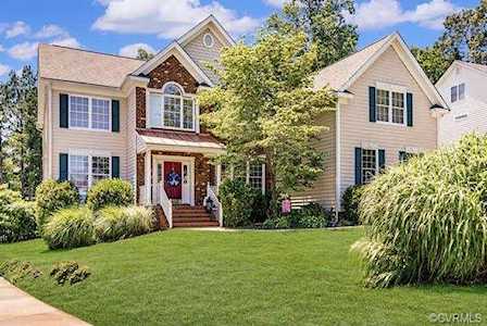 8225 Hampton Bluff Terrace Chesterfield, VA 23832