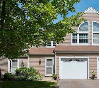 97 Clear Pond Dr #97 Walpole, MA 02081
