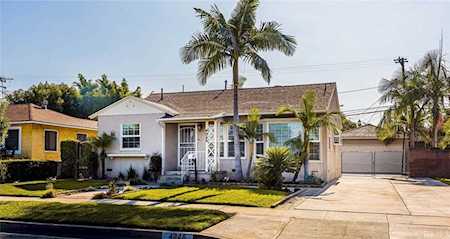4946 Bellflower Boulevard Lakewood, CA 90713