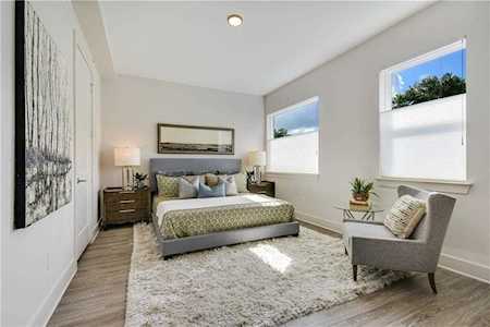 1715 Enfield RD #202 Austin, TX 78703