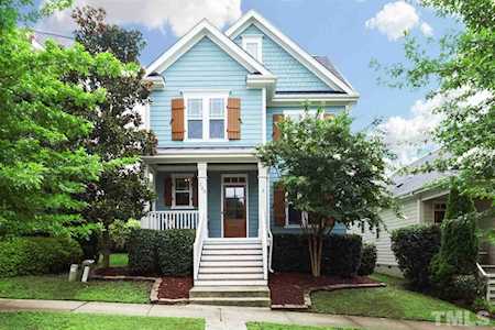 125 Amberglen Lane Holly Springs, NC 27540
