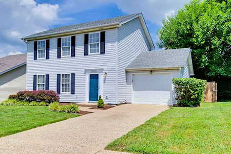 10515 Pinoak View Dr Louisville, KY 40299