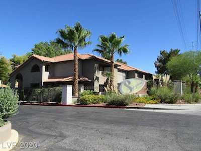 2606 Durango Dr #105 Las Vegas, NV 89117