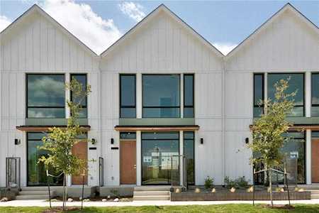 2515 Philomena St Austin, TX 78723