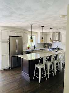 14 Frances Dr Newburyport, MA 01950