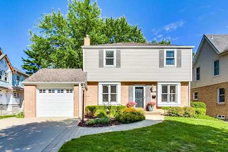 713 S Mitchell Ave Arlington Heights, IL 60005