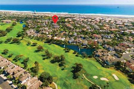 19535 Woodlands Drive Huntington Beach, CA 92648