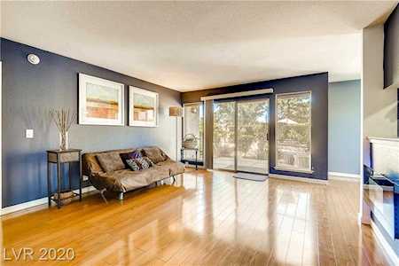682 Oakmont Ave #1503 Las Vegas, NV 89109