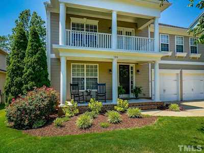 104 Meadowcrest Place Holly Springs, NC 27540