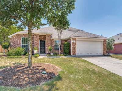 413 Tarpan Trail Celina, TX 75009