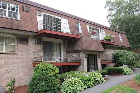 4 Williamsburg Ct #24 Shrewsbury, MA 01545