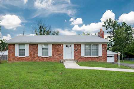 6705 Green Meadow Ct Louisville, KY 40207