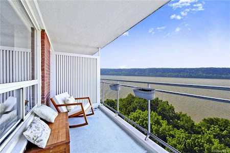 2575 Palisade Avenue #8E Bronx, NY 10463
