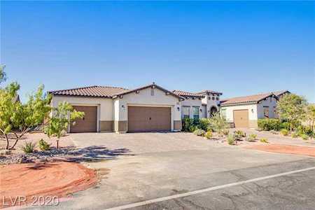 2790 Delano Dr Henderson, NV 89074