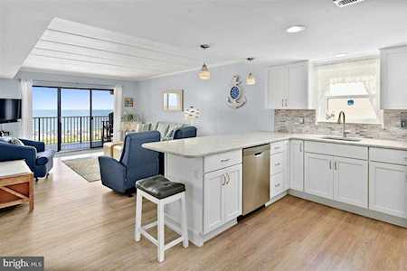 5009 Atlantic Ave #204 Ocean City, MD 21842