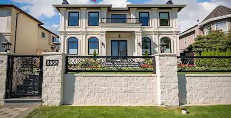 3835 Southwood Street Burnaby, BC V5J 2E3