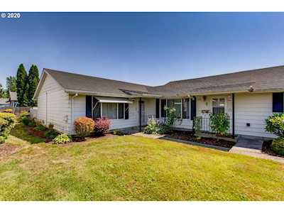 624 NE Fleming Ave Gresham, OR 97030